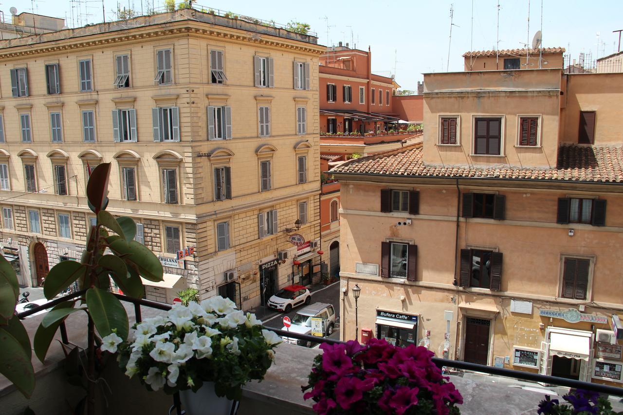 Merulana Inn Guest House Roma Exterior foto